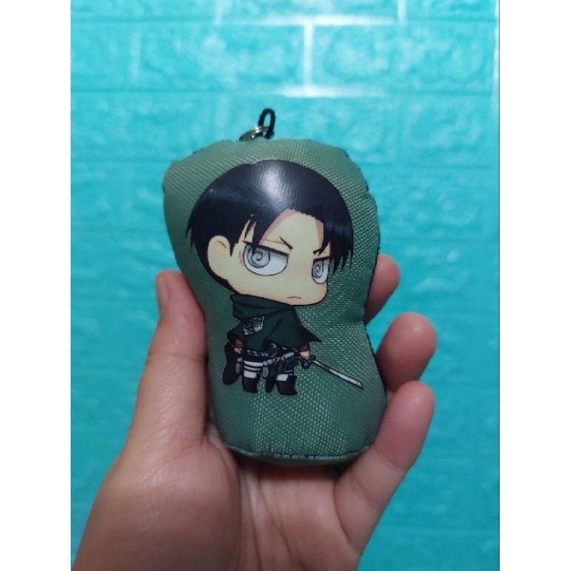 Levi Ackerman Mascot Keychain Shingeki no Kyojin Boneka Plush Anime