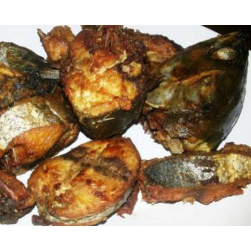 

Ikan Cakalang goreng,Laut Sadeng ,Wonogiri.Sangat lezat di temani nasi dan sambal.1 kg