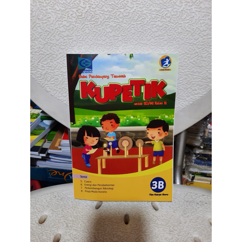 

bukuku kupetik kelas 3b