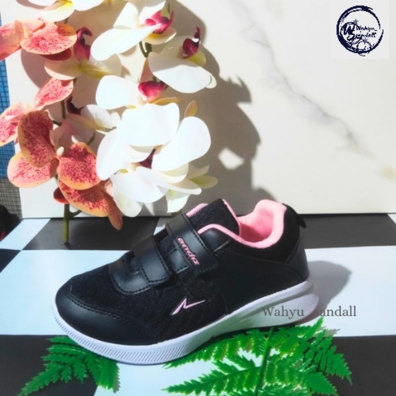 Sepatu Sekolah Anak SD/TK Sepatu Anak Laki-Laki/Perempuan Sepatu Ando Andrina VLC