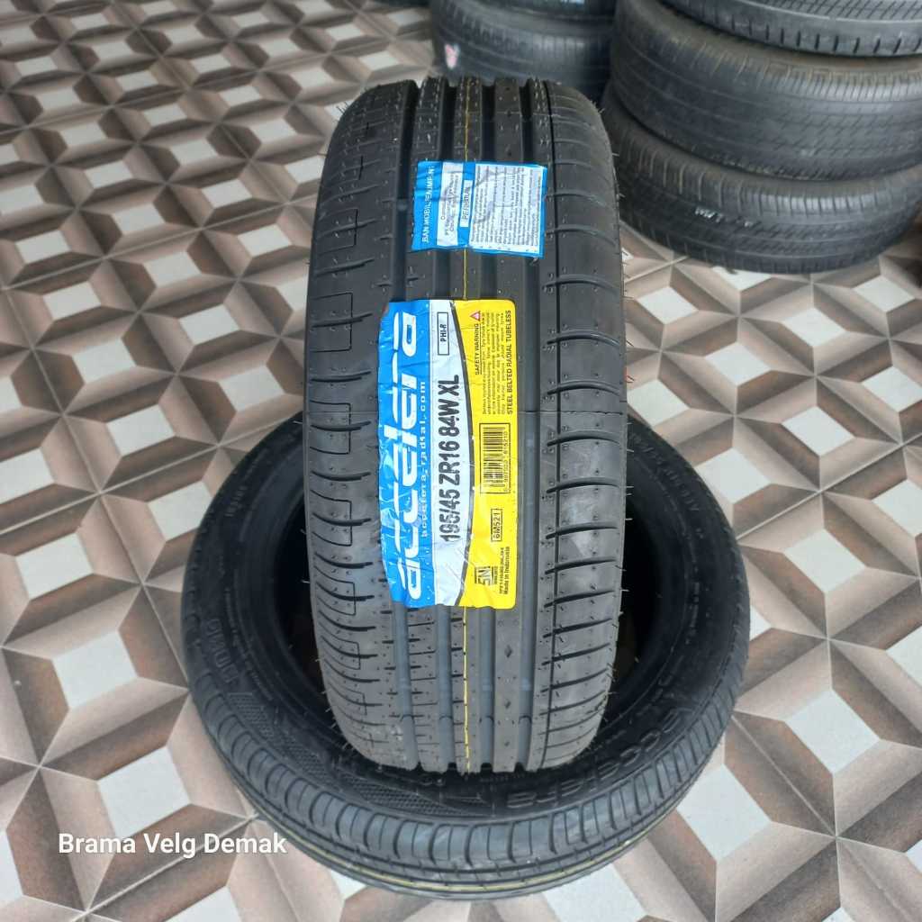 Ban Accelera PHI 195/45 R16
