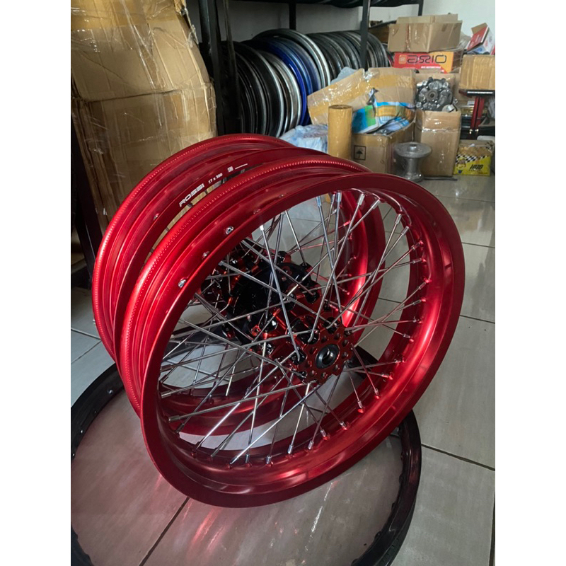 SEPAKET SUPERMOTO CRF MERAH TANPA BAN