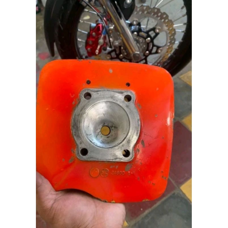 cylinder kop DT 125 Y1 original