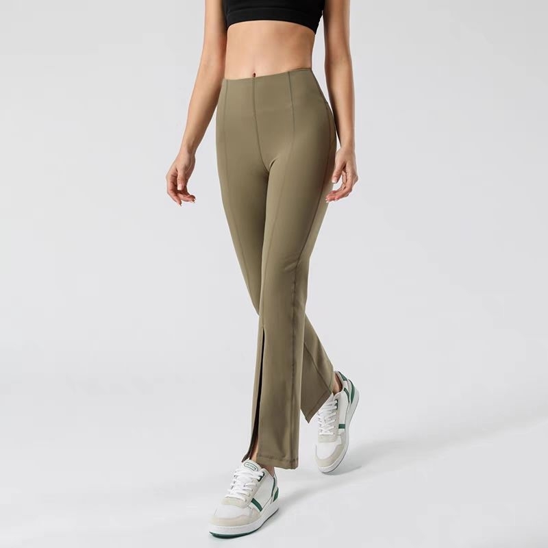 Celana Olahraga Alo Berlogo ALO