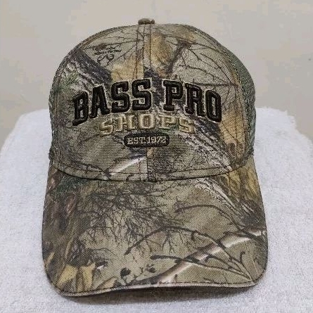 Bass Pro Shops Est. 1972 Mesh Back Trucker Cap Hat Camo Camouflaged Hunting Outdoor (2nd)