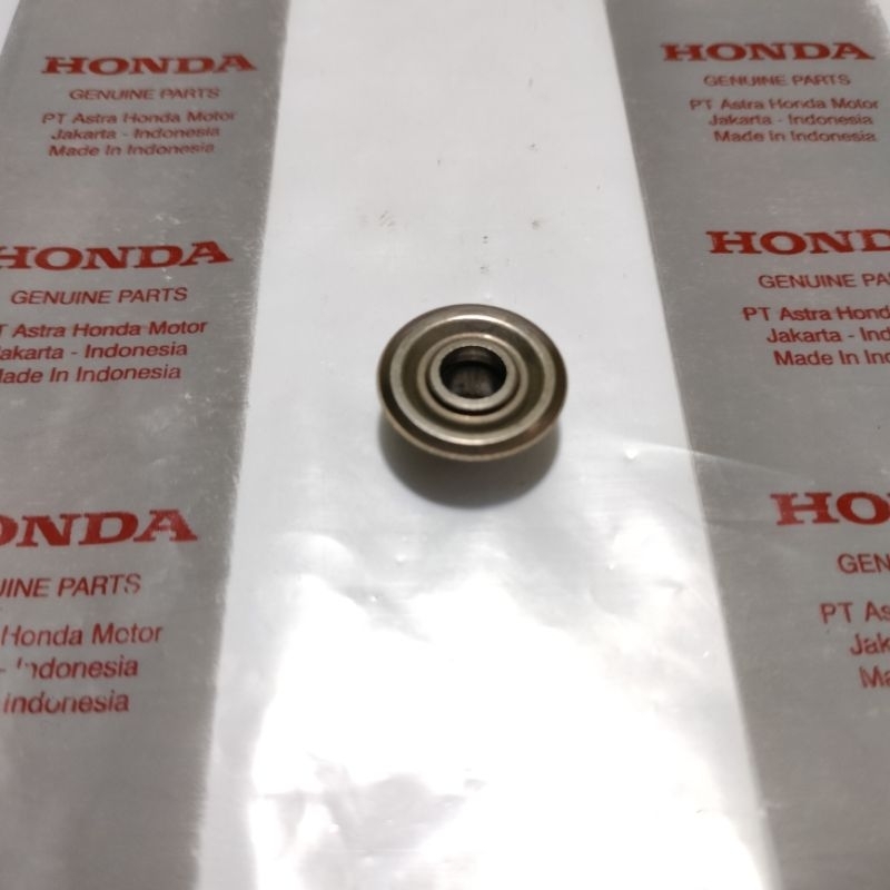 Retainer shim Rumah kuku klep atas per klep Honda CB150 CBR150 Sonic Supra GTR Original