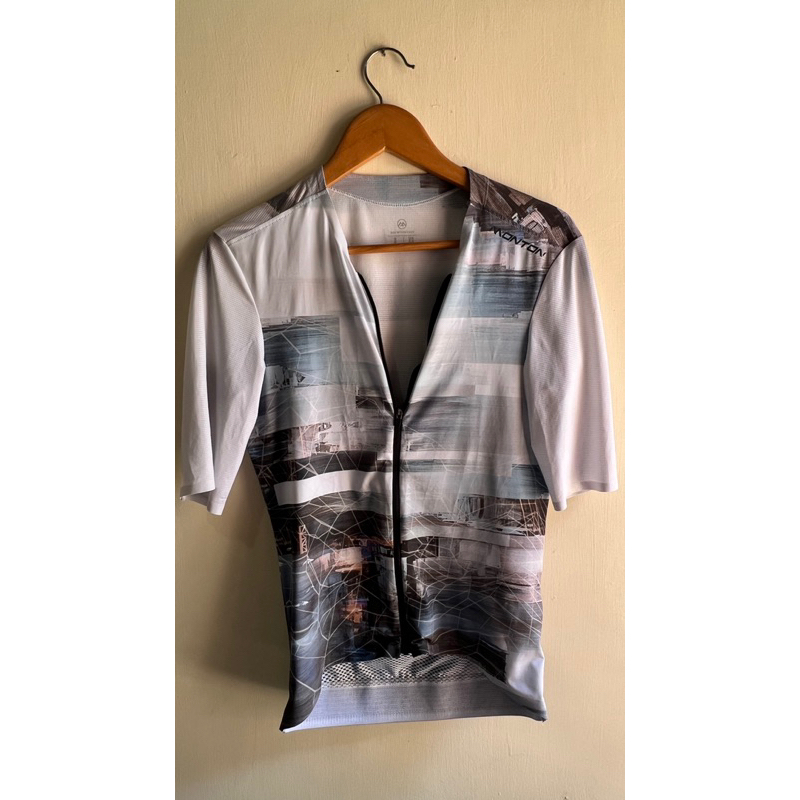 monton pro jersey bekas