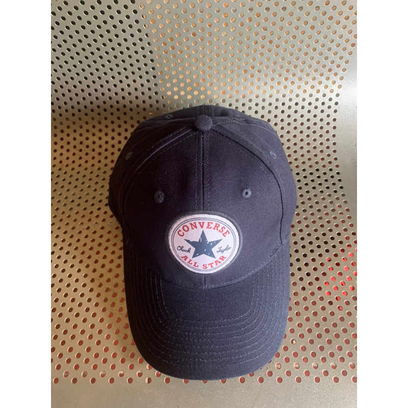 Caps converse