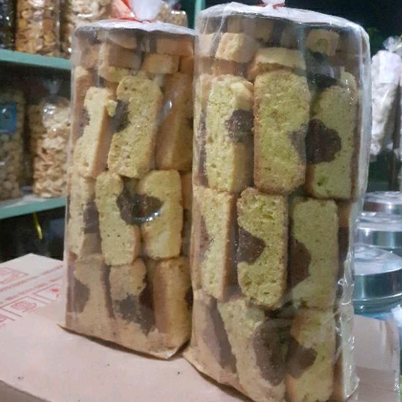 

Roti Panggang/Bolu Kering Renyah/Bolu Lestari