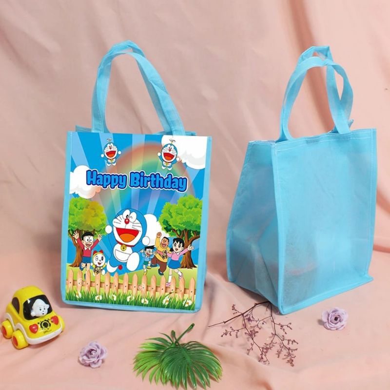 

Tas souvenir ultah anak / tas goodie bag ultah anak karakter muat kotak KFC dan bingkisan snack premium