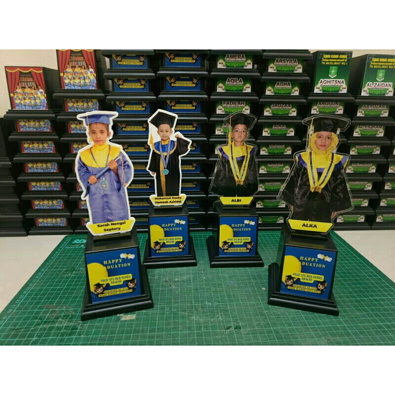 Plakat Piala Akrilik Wisuda TK,PAUD/SD dll