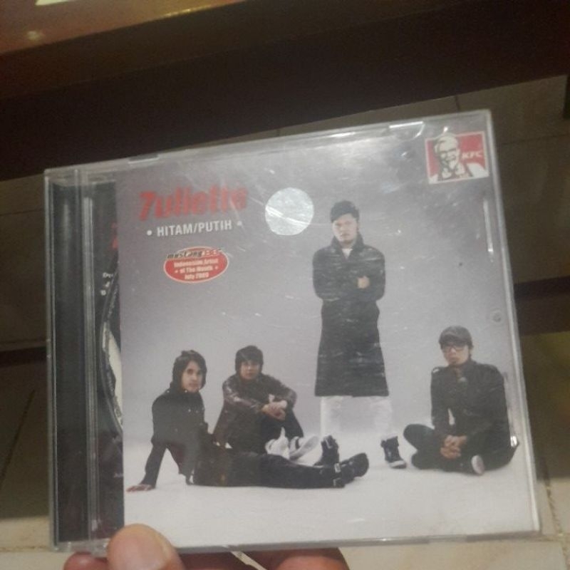 cd musik original Kfc juliette hitam putih (CD026)