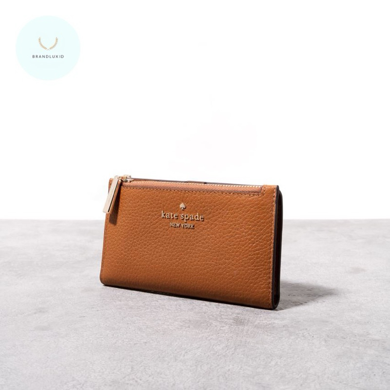 Kate Spade Leila small slim bifold wallet pebbled leather