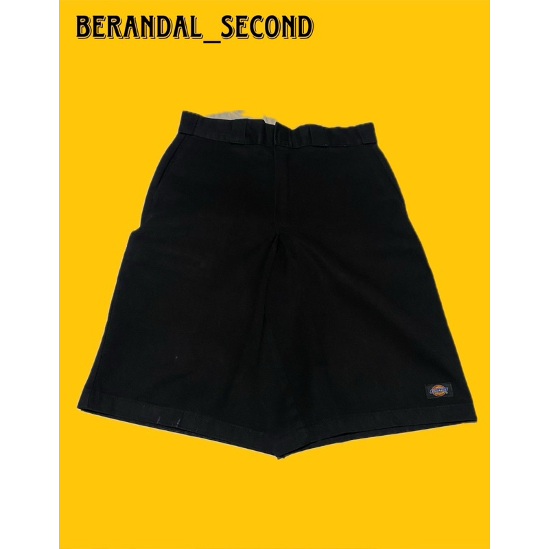 short pants dickies cellpocket size 31 hitam