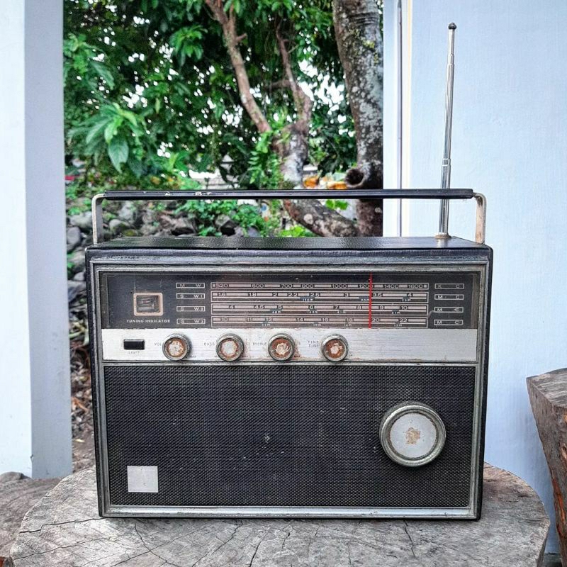 Radio transistor toshiba jadul