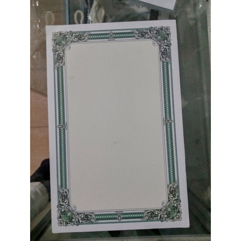 

Kertas Blangko Piagam Sertifikat F4