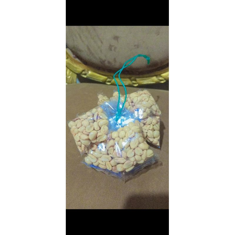

kacang bawang murah 10.000 isi 12 bungkus