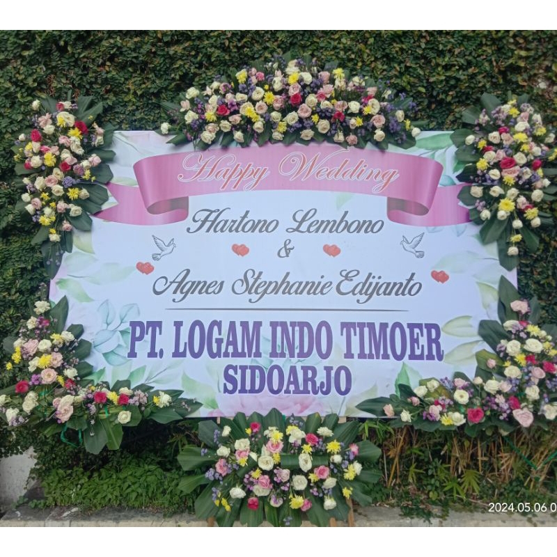 bunga papan wedding
