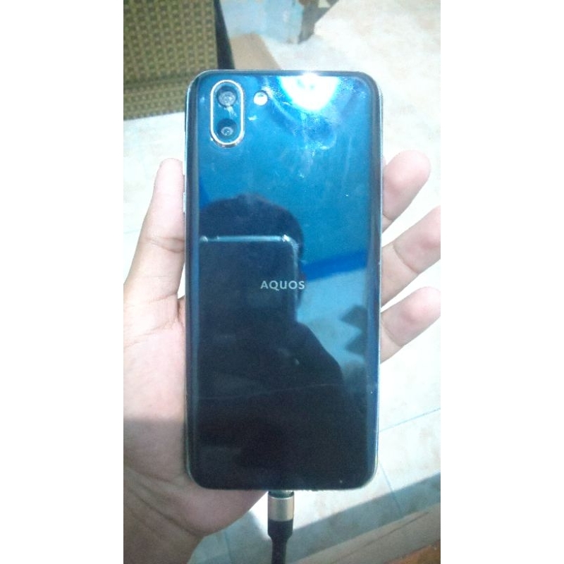 Hp Sharp Aquos R2 shv42 4/64