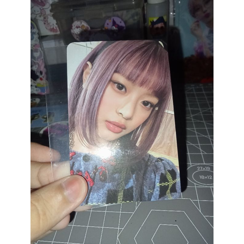 

[‼️READ DESK‼️] WTS PHOTOCARD HANNI RAMBUT UNGU