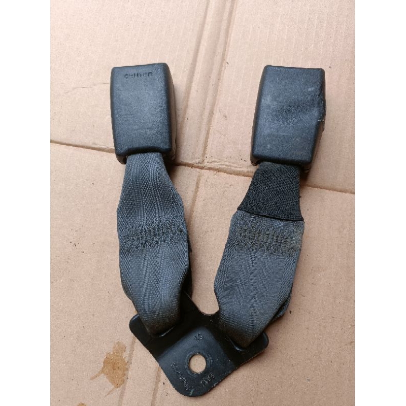 Lock safety seat belt sabuk pengaman bagian jok belakang tengah Honda jazz RS S GE8 original copotan