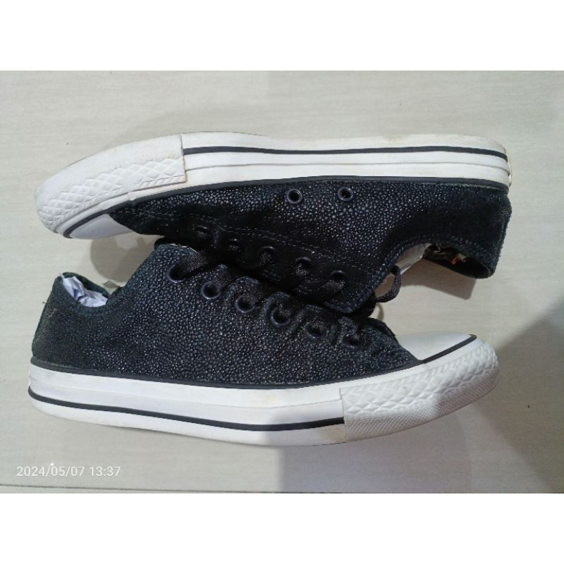 Converse Low Leather Kulit Hitam Size 39