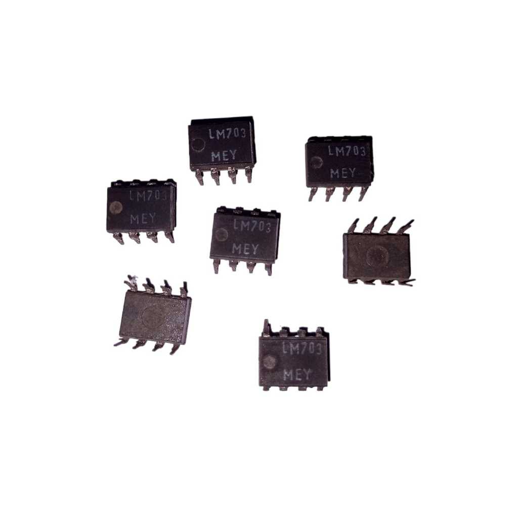 IC LM 703