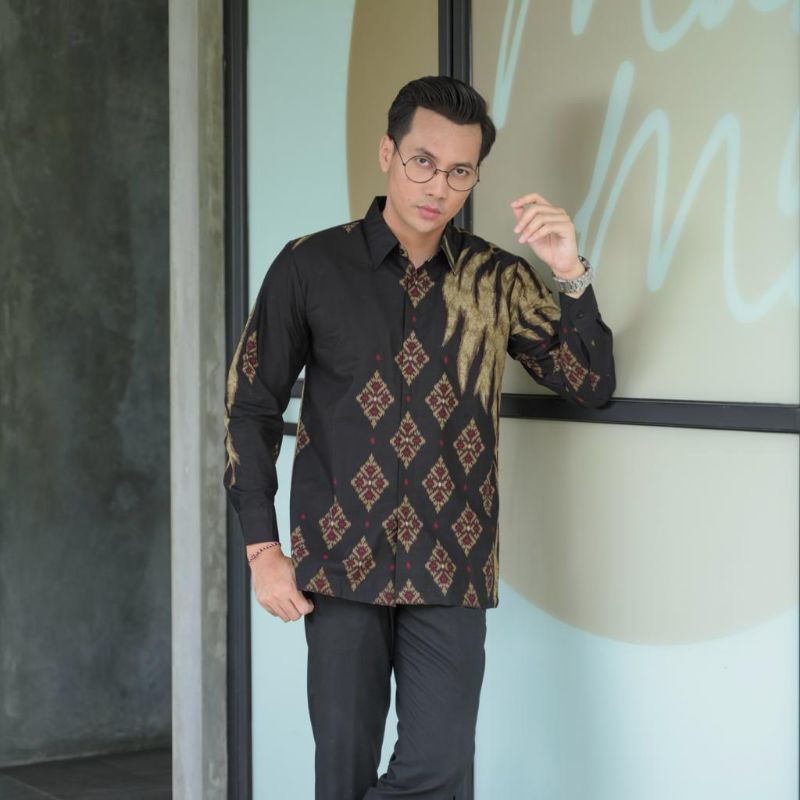 Batik pria lengan panjang katun halus lapis puring Atasan pria