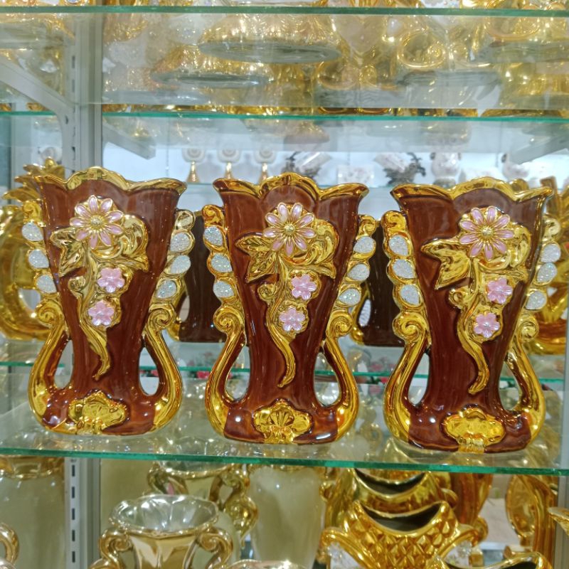 pajangan vas keramik