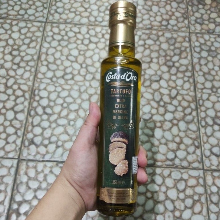 

COSTA D ORO EXTRA VIRGIN OLIVE OIL WITH TRUFFLE 25ML