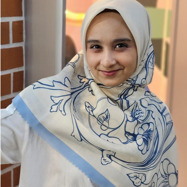 Adeeva Ivory Sky Blue  Hijab Segi Empat 115cm x 115cm