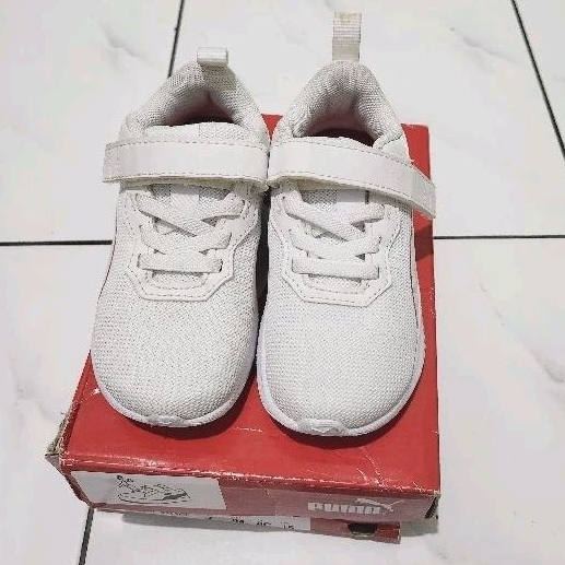 sepatu puma anak preloved / second