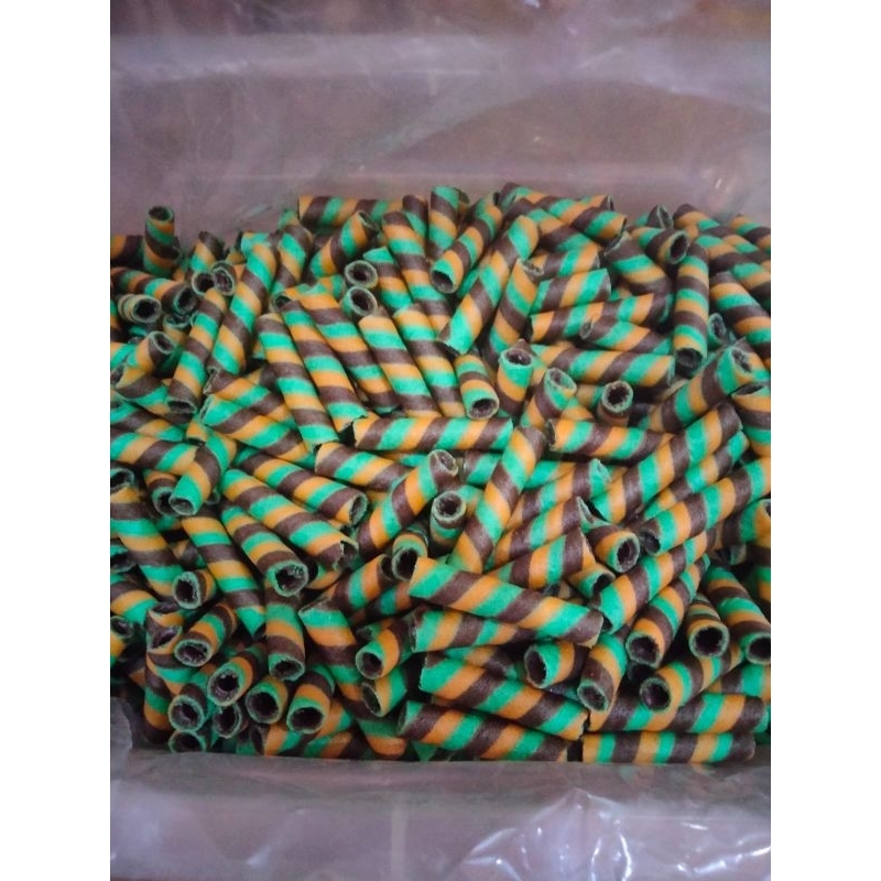 

wafer roll barcelona 250 gram/ astor barcelona enak dan murah