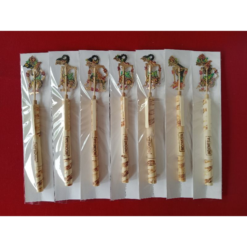 

pensil wayang kulit