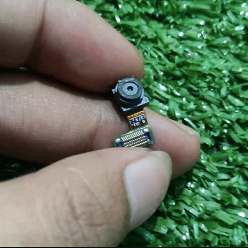 Kamera Depan Small Samsung S4 GT-I9500 I9500 Ori Copotan
