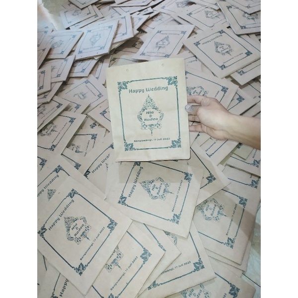 

Paper Bag Sablon UK P15 L8 T25 / Paper Bag Tas Kertas 12PCS