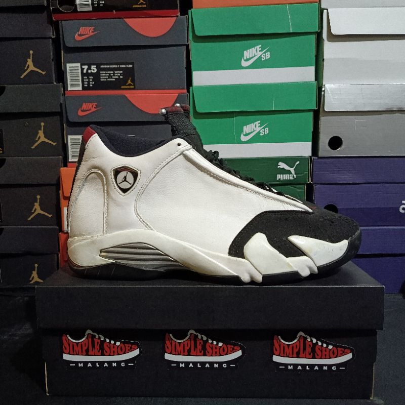 JORDAN RETRO 14 BLACK TOE