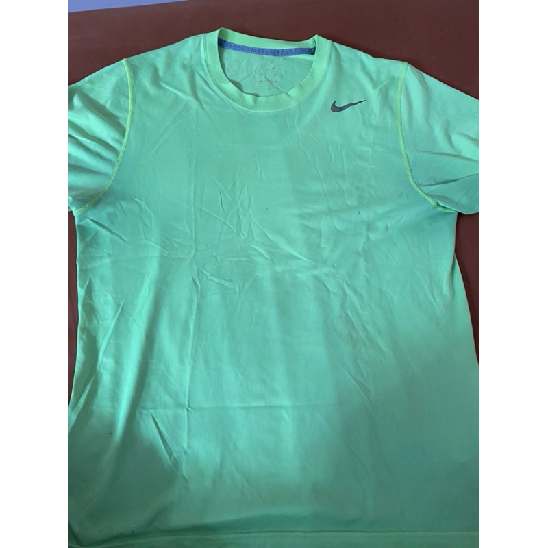 NIKE BAJU OLAHRAGA