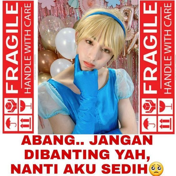 

ZENNIDA sticker fragile unboxing pake stiker untuk pengiriman