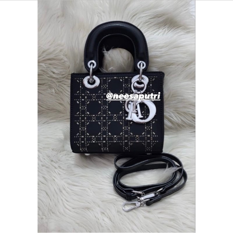 TAS CD LADY VIP GIFT STUDDED DIOR SMALL 18