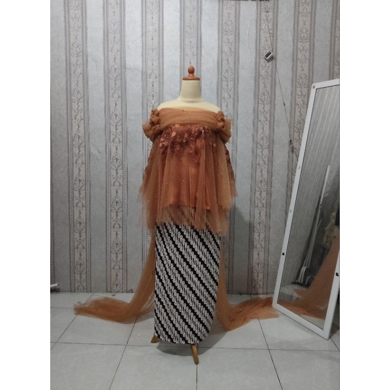 kebaya batik modern / dress Bridesmaids / baju wisuda