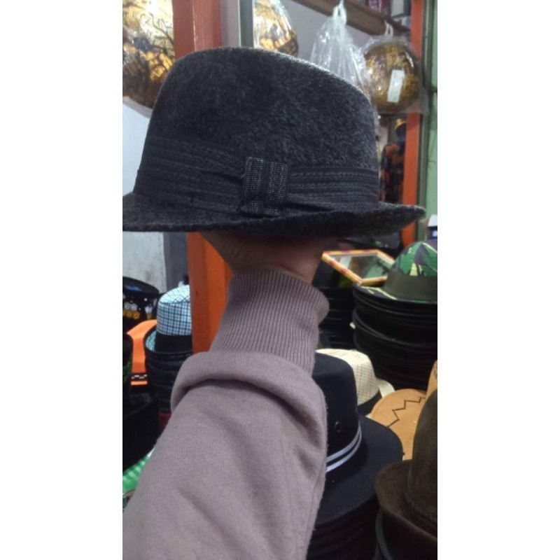 topi laken kulit sapi 2027