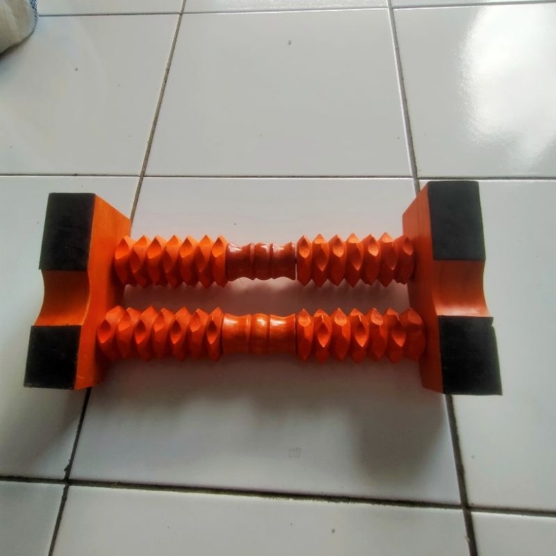 ALAT REFLEKSI KAKI BAHAN KAYU/AlAT REFLEKSI KAKI