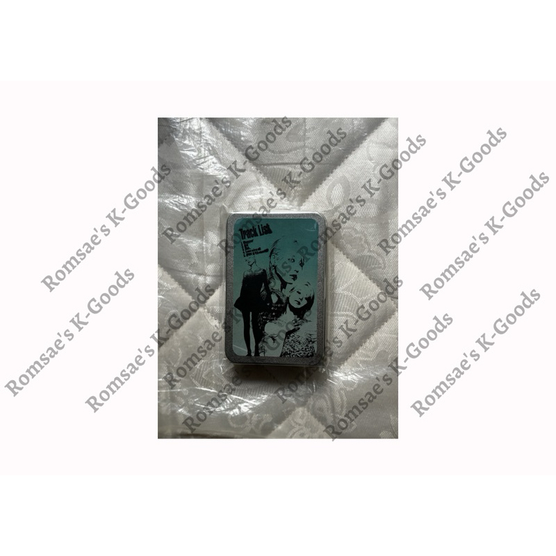 IU HER WORLD TOUR 2024 MERCHANDISE PHOTOCARD SET  | Dlwlrma