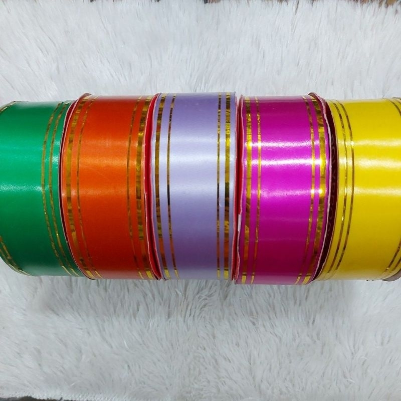 

Pita Kado Lis Emas 4cm PER ROLL