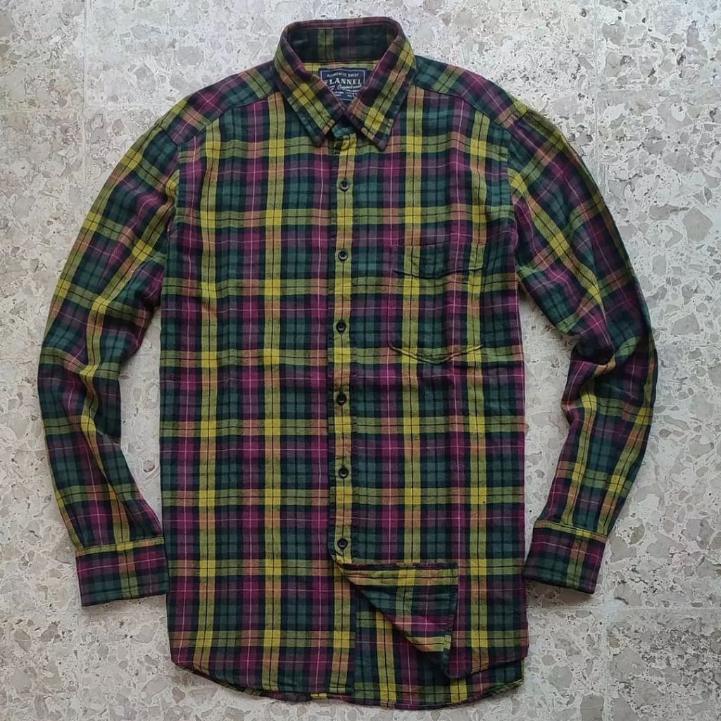 Kemeja Flanel Lengan Panjang UNIQLO Second Original Ukuran M - FLPUNI007M