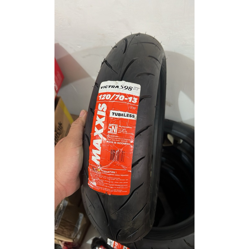 Ban Maxxis 120/70-13 Victra