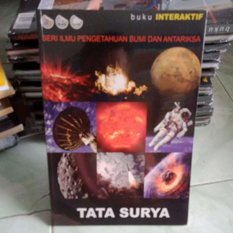 buku interaktif tata Surya