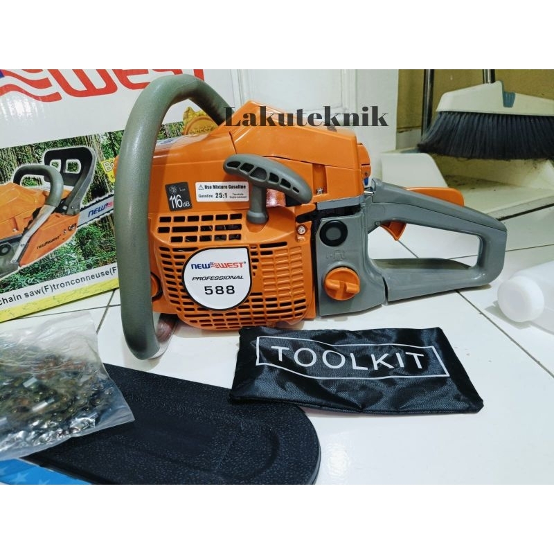 Chainsaw New West 588 Bar 22" Inchi Laser Baja - Sentral Jaya Teknik