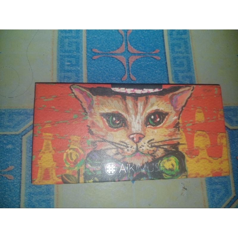 Preloved Eyeshadow palette Aikimuse Cat 12 warna
